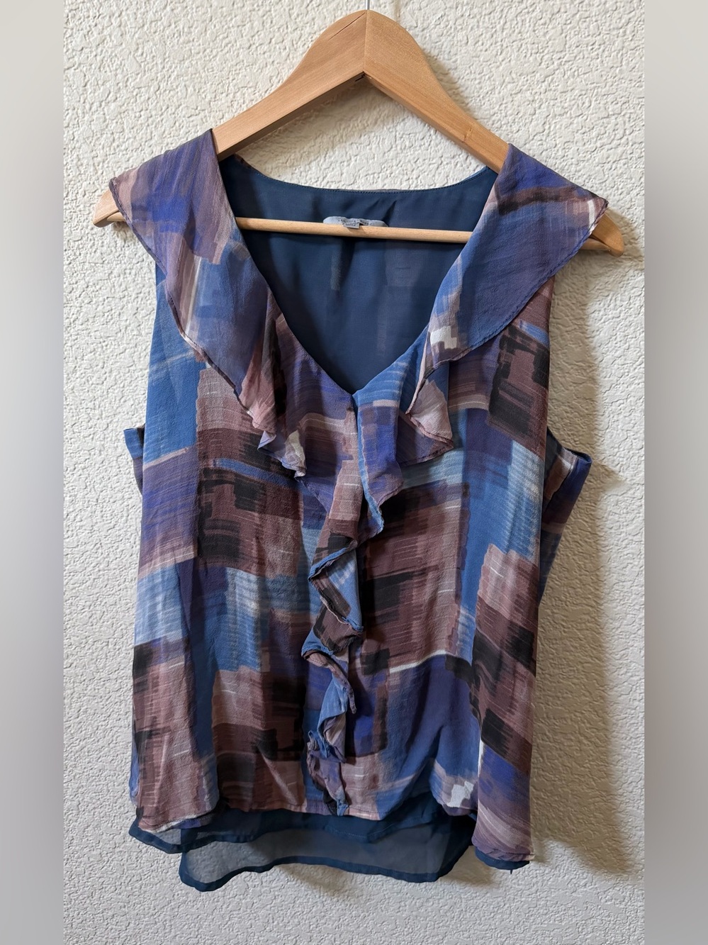 Classiques Entier Women’s Large Silk Ruffle Watercolor Brushstroke Tank Blouse
